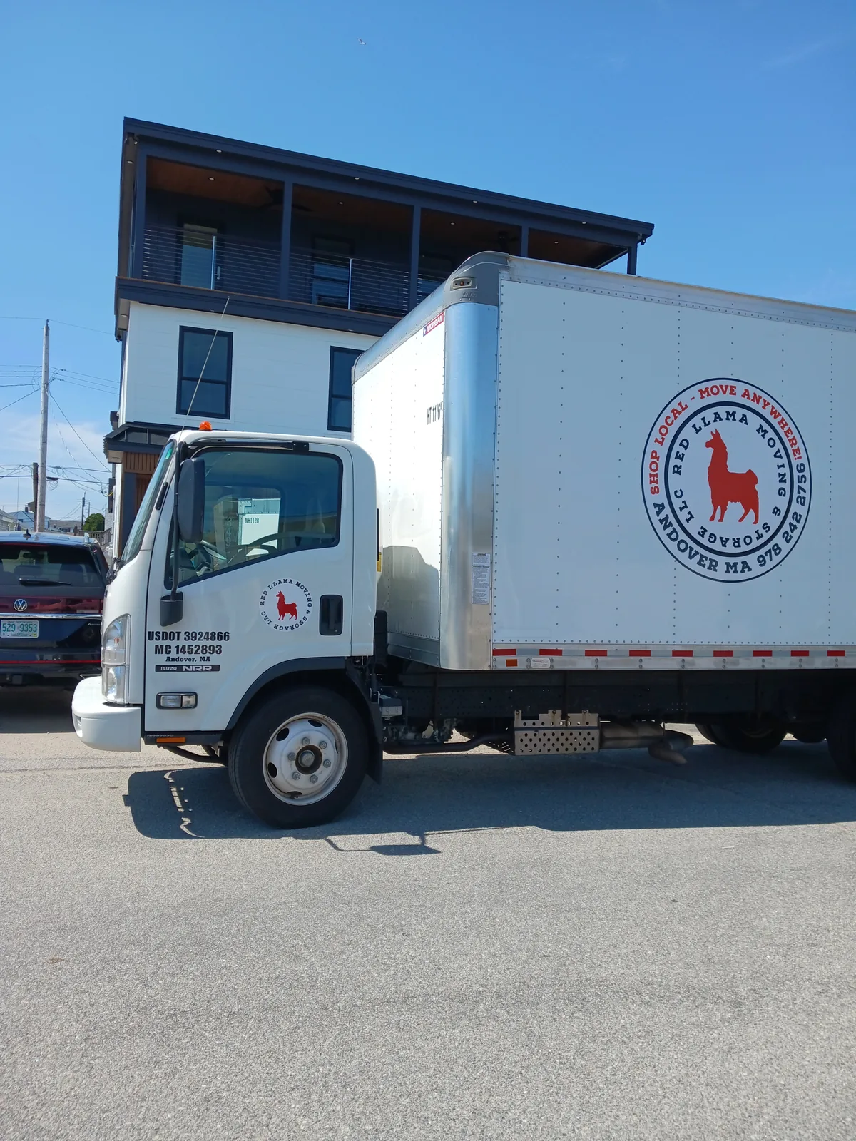 Red Llama Moving crew and equipment prepared for a Methuen move.